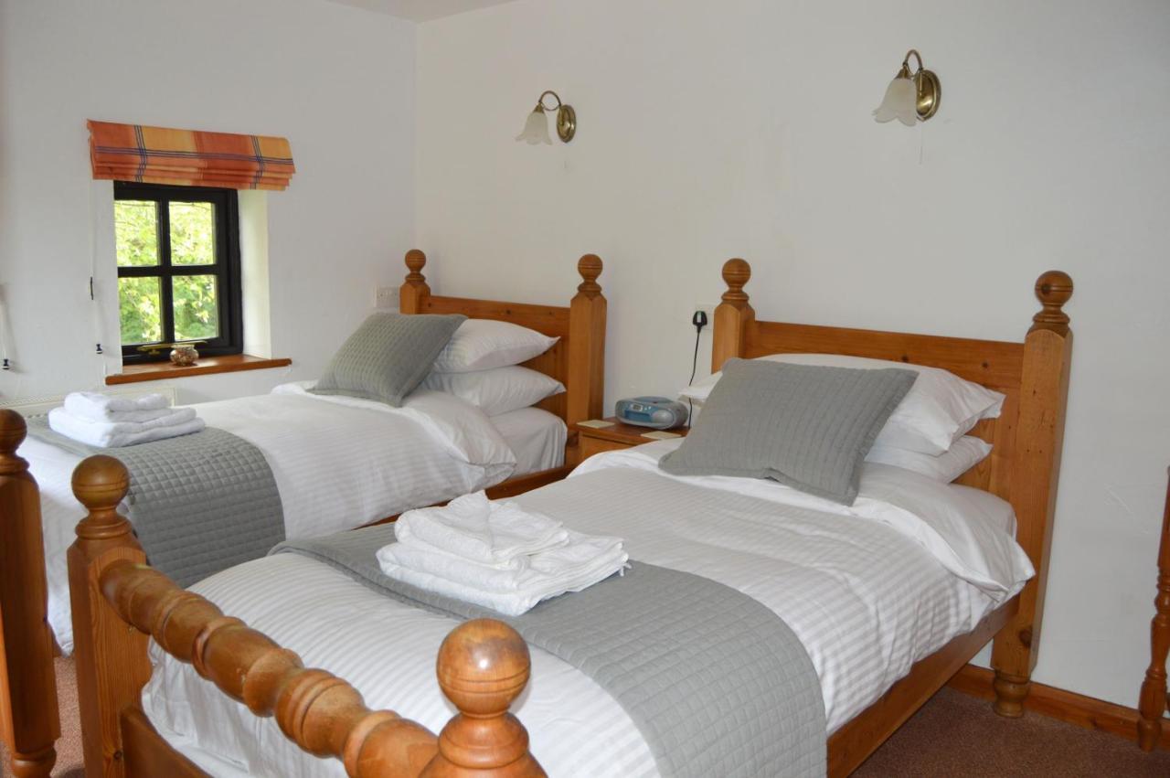 Shipload Cottage Hartland Esterno foto