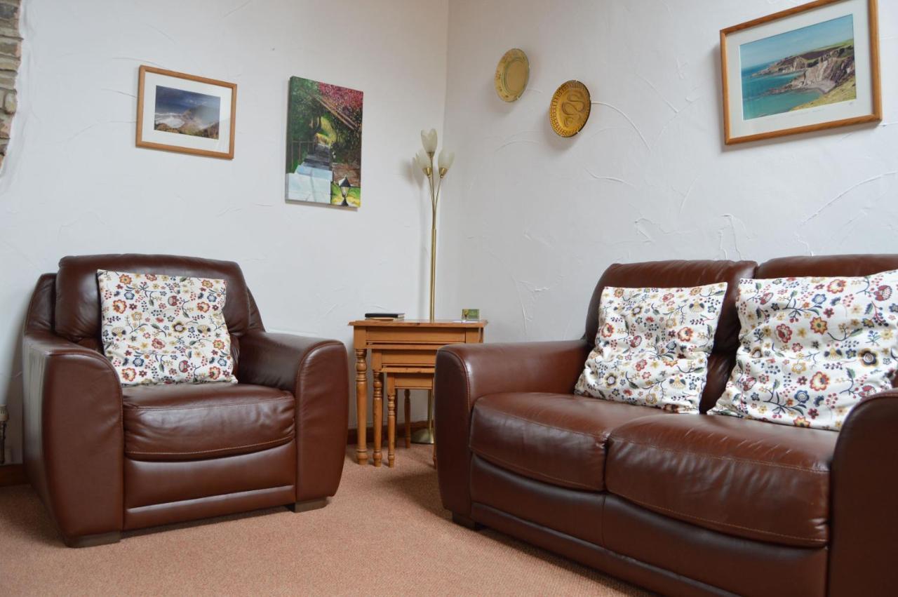 Shipload Cottage Hartland Esterno foto
