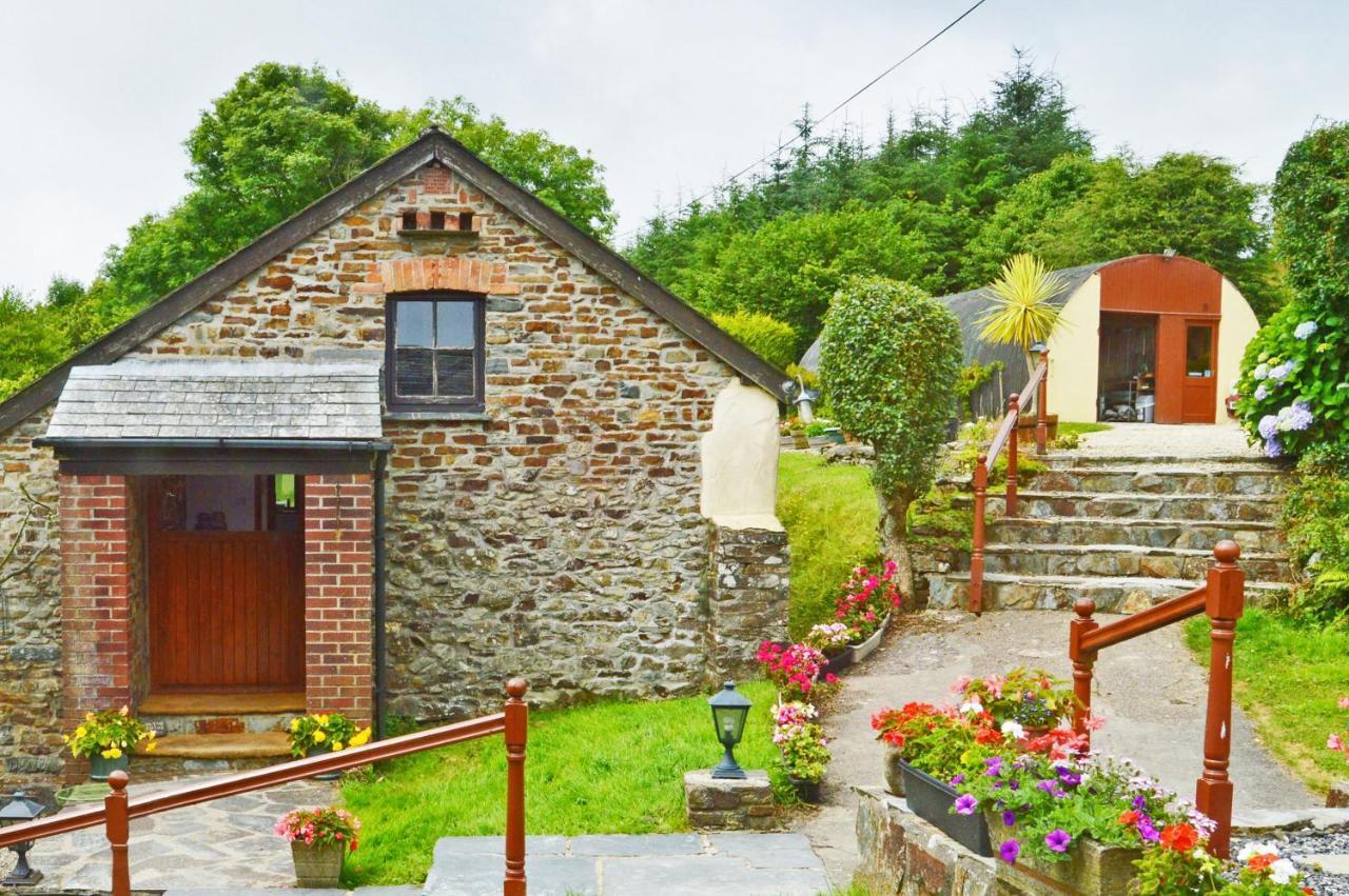 Shipload Cottage Hartland Esterno foto